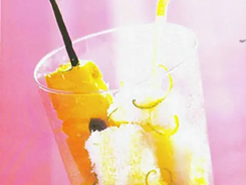 Brochettes d'Ananas Glacé Piña Colada
