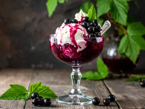 Sundae au Cassis